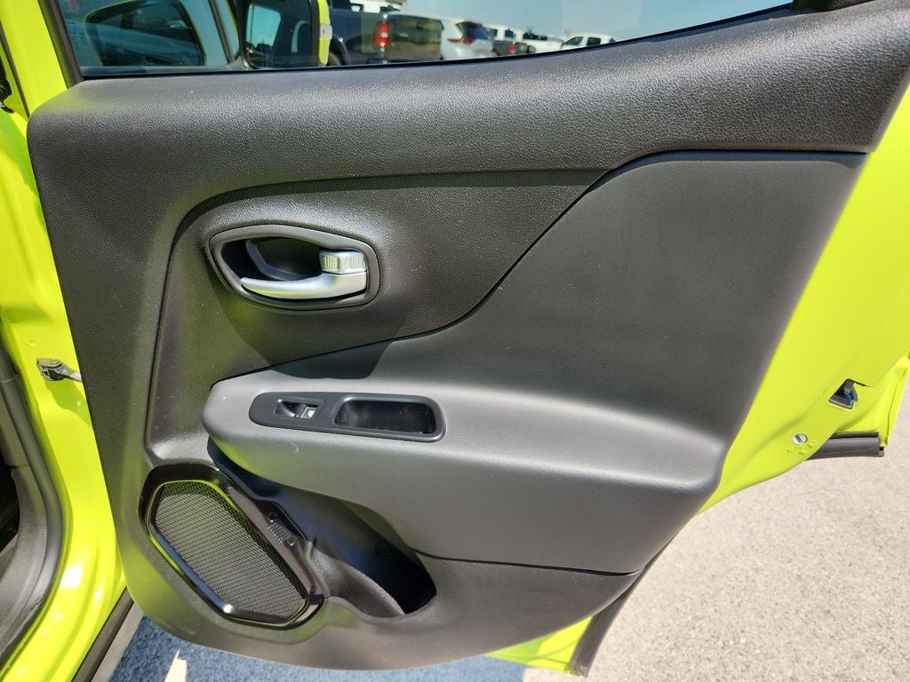 2017 Jeep Renegade Altitude FWD