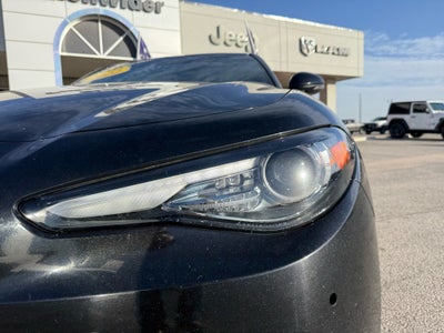 2022 Alfa Romeo Giulia Ti RWD