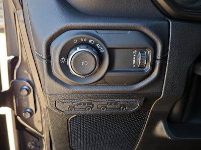 2027 Jeep Wrangler WRANGLER 4-DOOR SAHARA