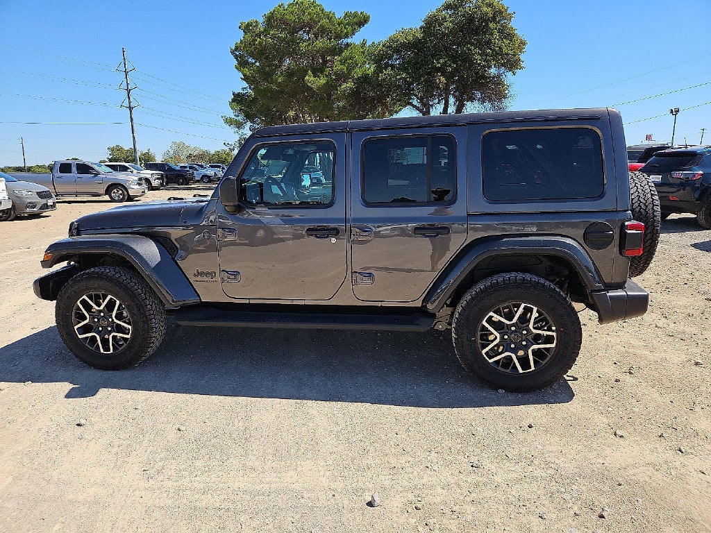 2027 Jeep Wrangler WRANGLER 4-DOOR SAHARA