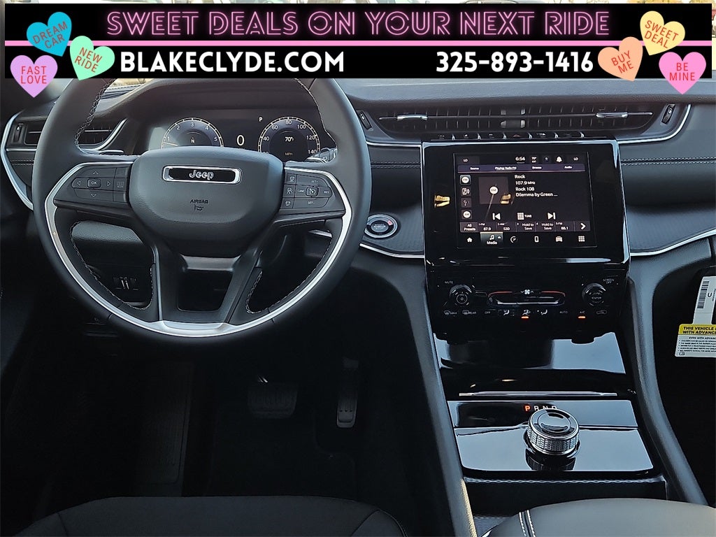 2025 Jeep Grand Cherokee Laredo