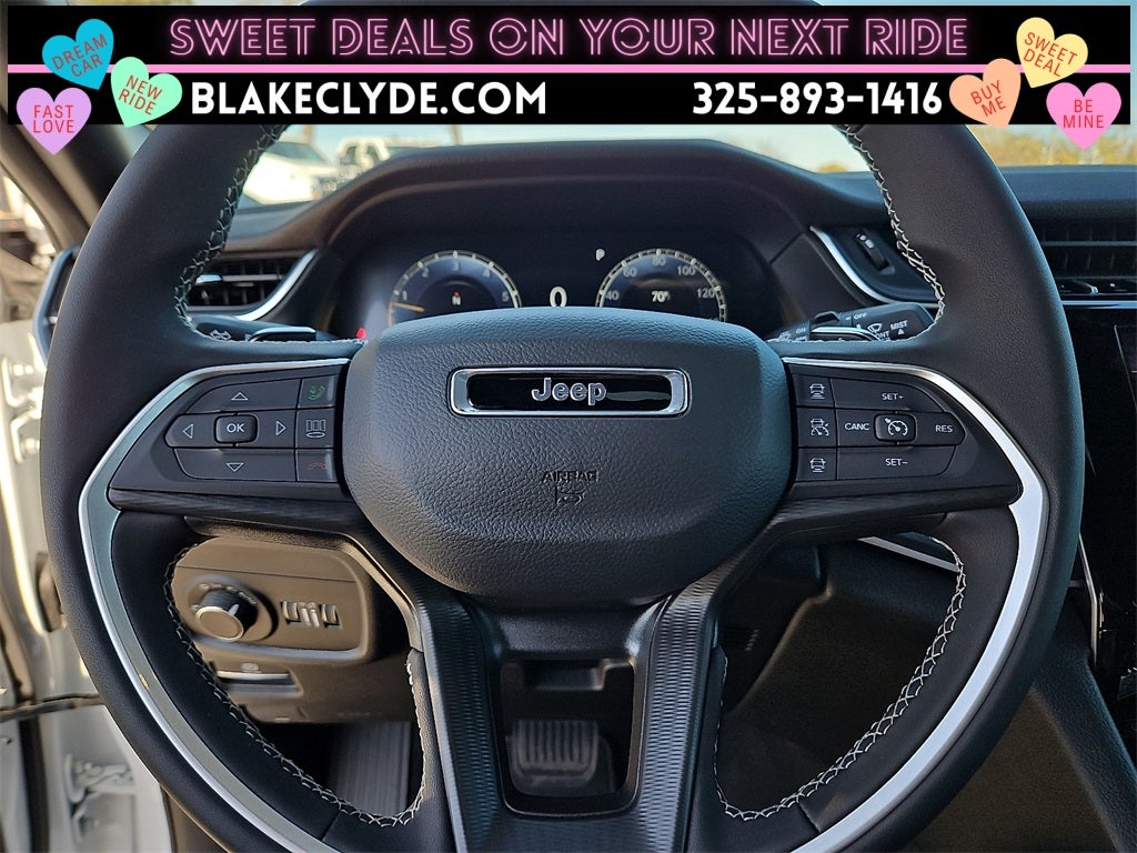 2025 Jeep Grand Cherokee Laredo