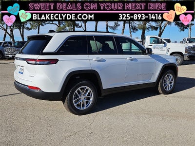 2025 Jeep Grand Cherokee Laredo