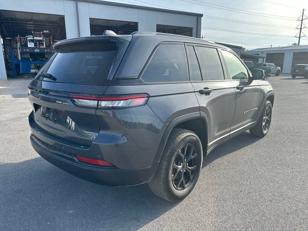 2025 Jeep Grand Cherokee Altitude