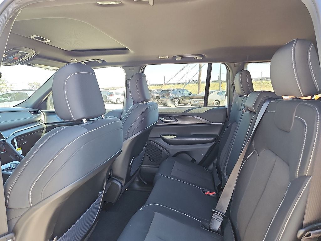 2026 Jeep Grand Cherokee Laredo X