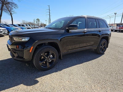 2025 Jeep Grand Cherokee Laredo