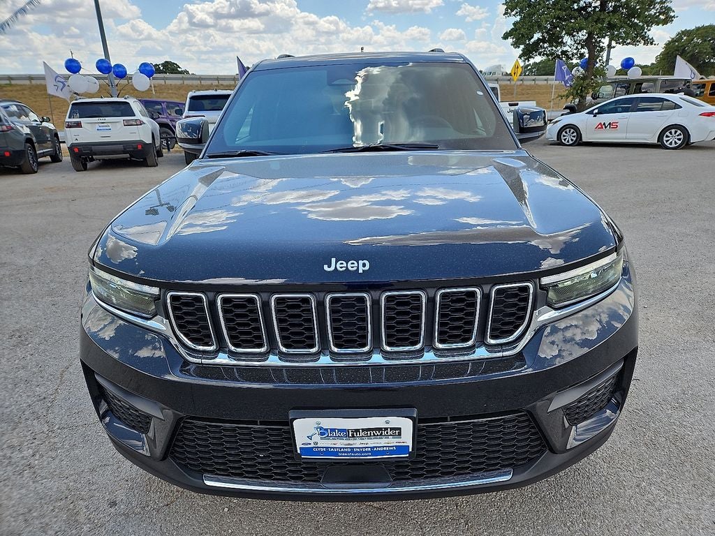 2026 Jeep Grand Cherokee Laredo X