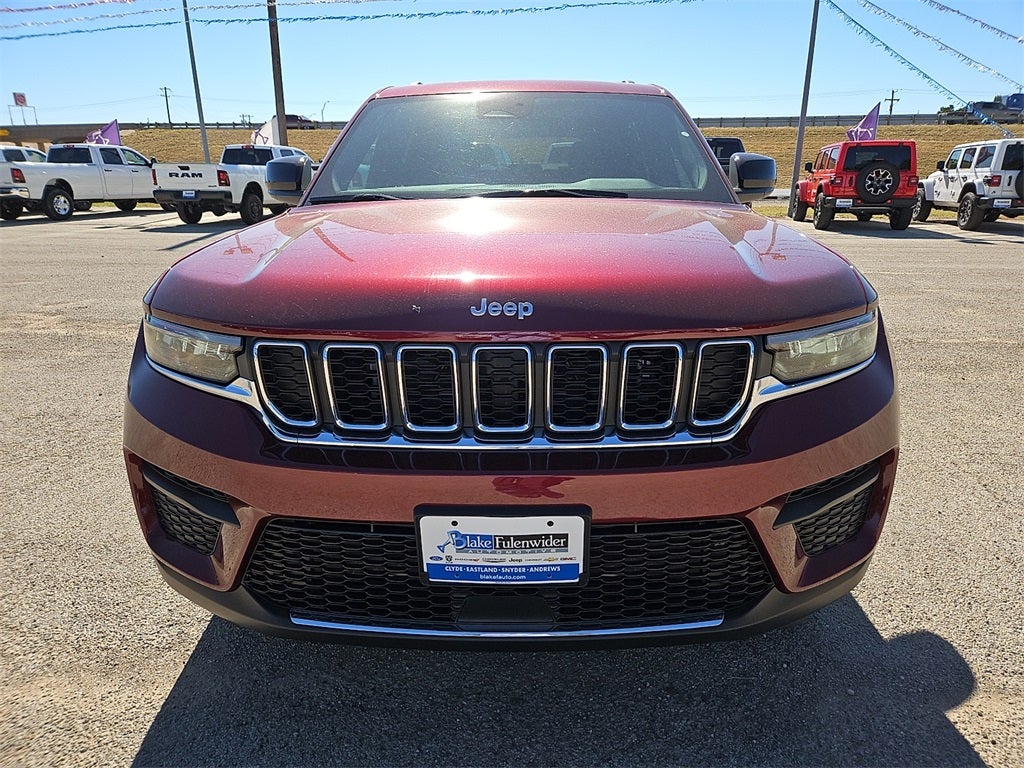 2025 Jeep Grand Cherokee Laredo
