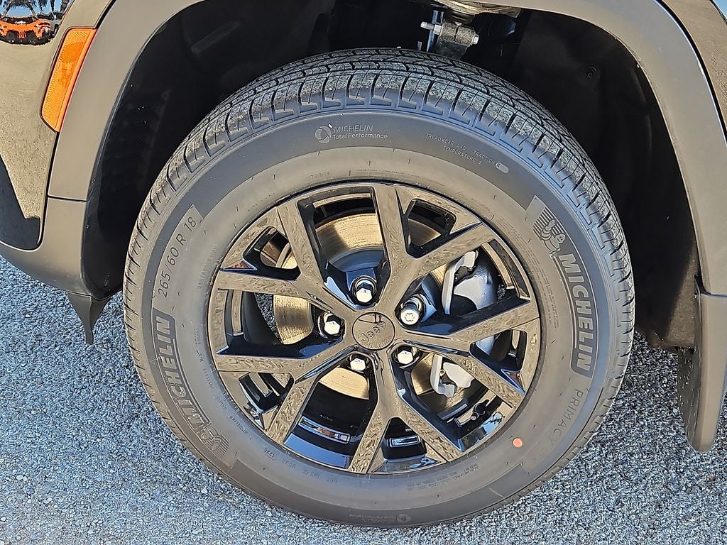 2026 Jeep Grand Cherokee Laredo