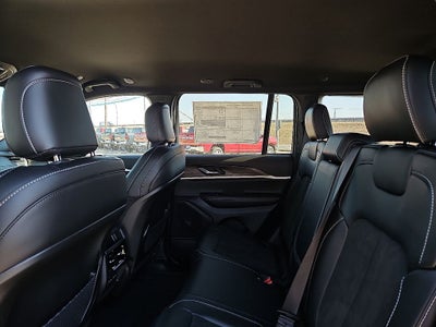 2026 Jeep Grand Cherokee Laredo