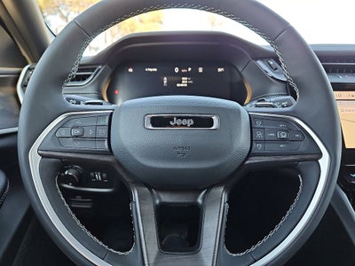 2026 Jeep Grand Cherokee Laredo