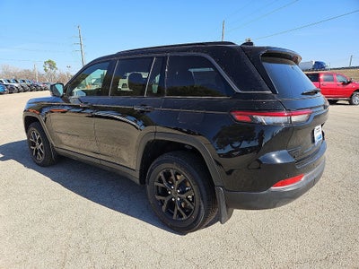 2026 Jeep Grand Cherokee Laredo