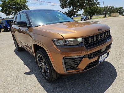 2026 Jeep Grand Cherokee Summit