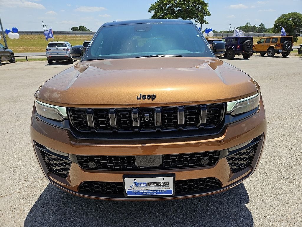 2026 Jeep Grand Cherokee Summit