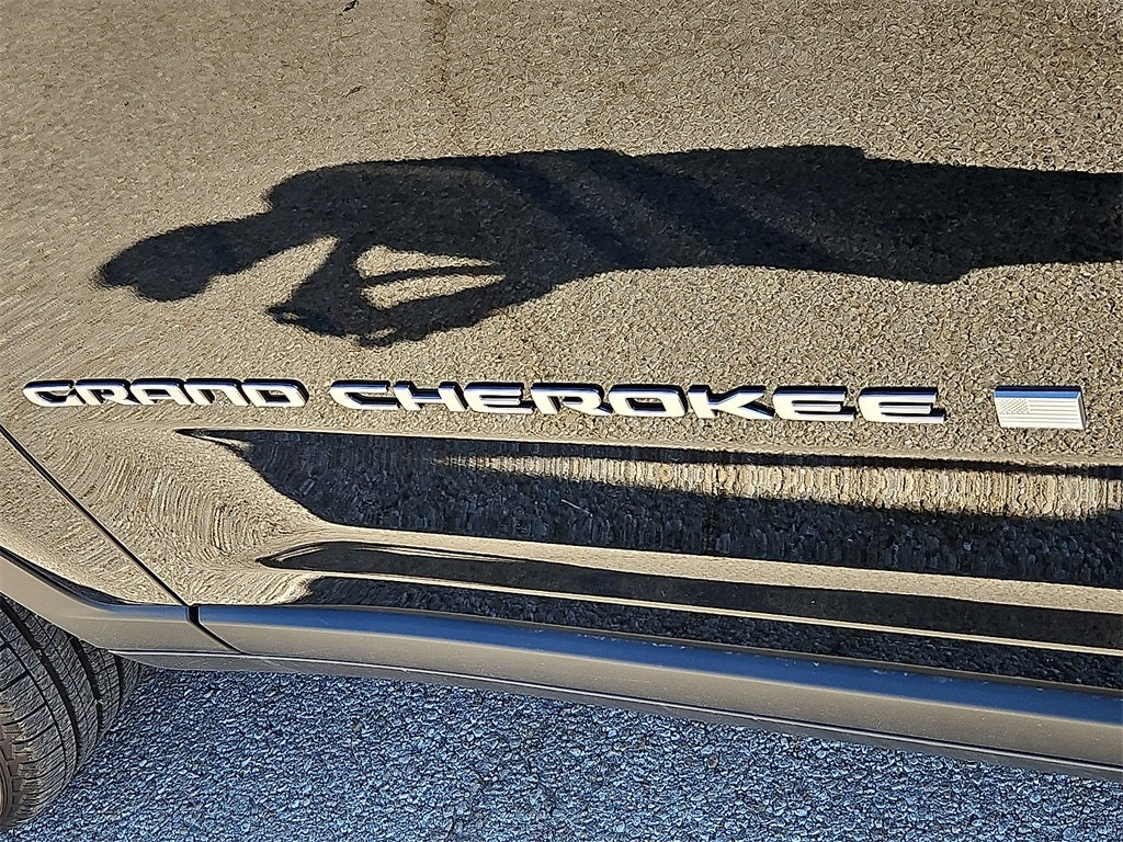 2025 Jeep Grand Cherokee L Laredo