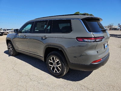 2027 Jeep Grand Cherokee GRAND CHEROKEE L LAREDO X 4X2