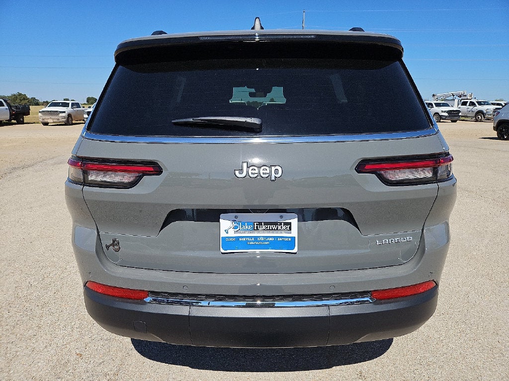 2027 Jeep Grand Cherokee GRAND CHEROKEE L LAREDO X 4X2