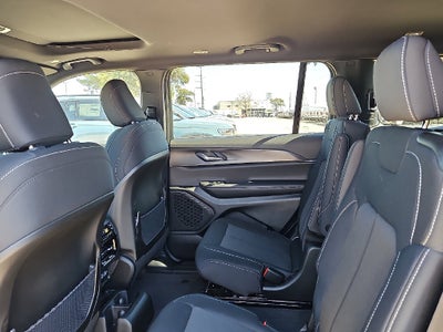 2027 Jeep Grand Cherokee GRAND CHEROKEE L LAREDO X 4X4