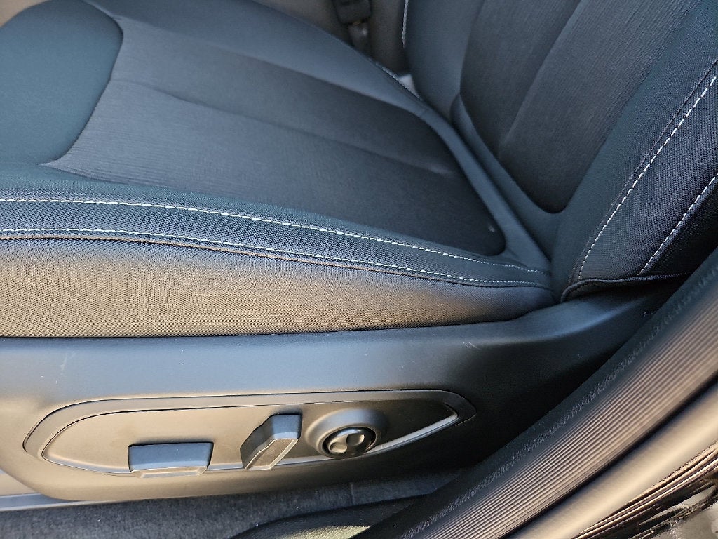 2027 Jeep Grand Cherokee GRAND CHEROKEE L LAREDO X 4X4