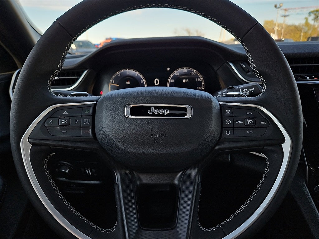 2025 Jeep Grand Cherokee L Laredo