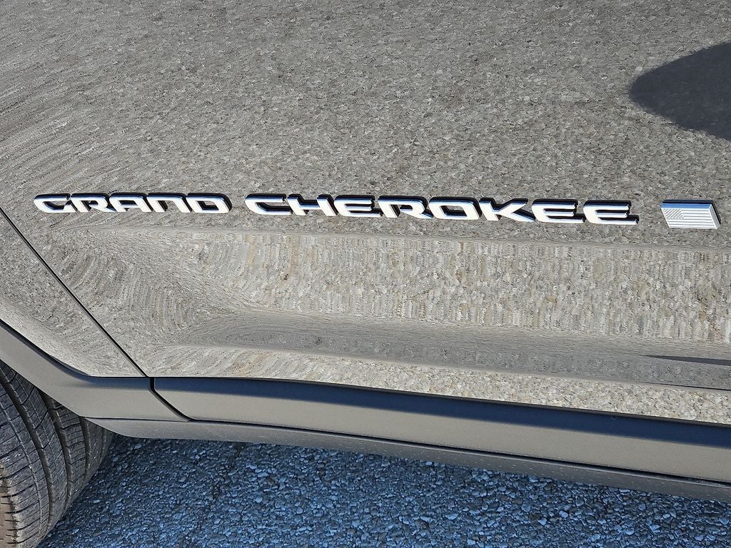 2026 Jeep Grand Cherokee L Laredo