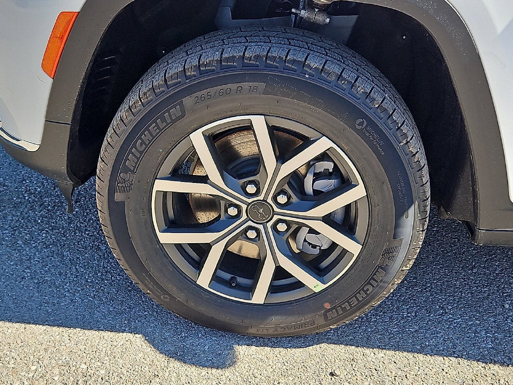 2027 Jeep Grand Cherokee GRAND CHEROKEE L LAREDO X 4X4