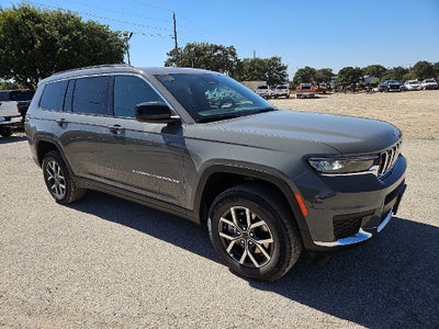 2027 Jeep Grand Cherokee GRAND CHEROKEE L LAREDO X 4X4