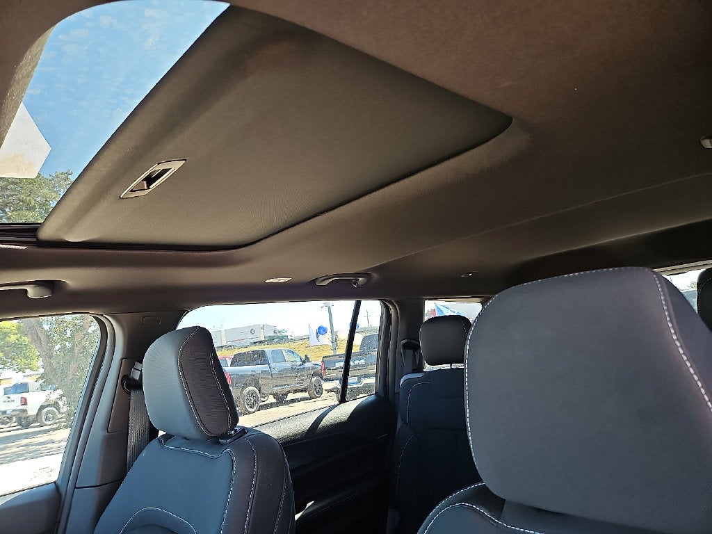 2027 Jeep Grand Cherokee GRAND CHEROKEE L LAREDO X 4X4