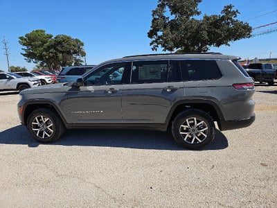 2027 Jeep Grand Cherokee GRAND CHEROKEE L LAREDO X 4X4