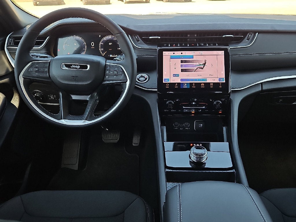 2027 Jeep Grand Cherokee GRAND CHEROKEE L LAREDO X 4X4