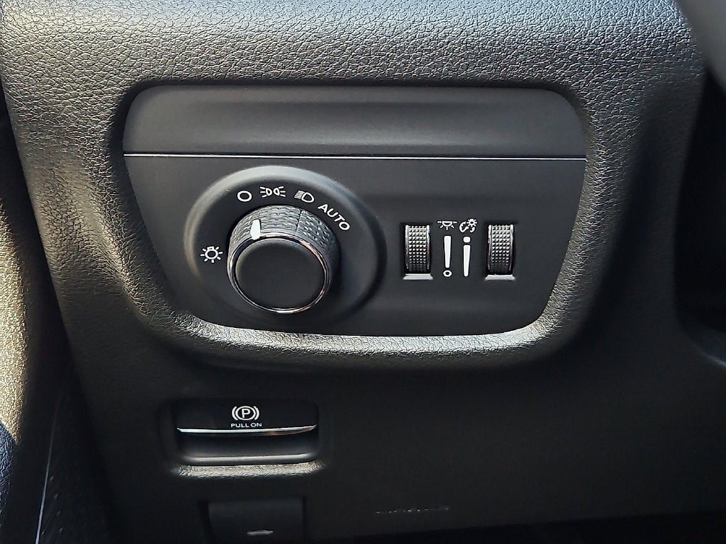 2027 Jeep Grand Cherokee GRAND CHEROKEE L LAREDO X 4X4