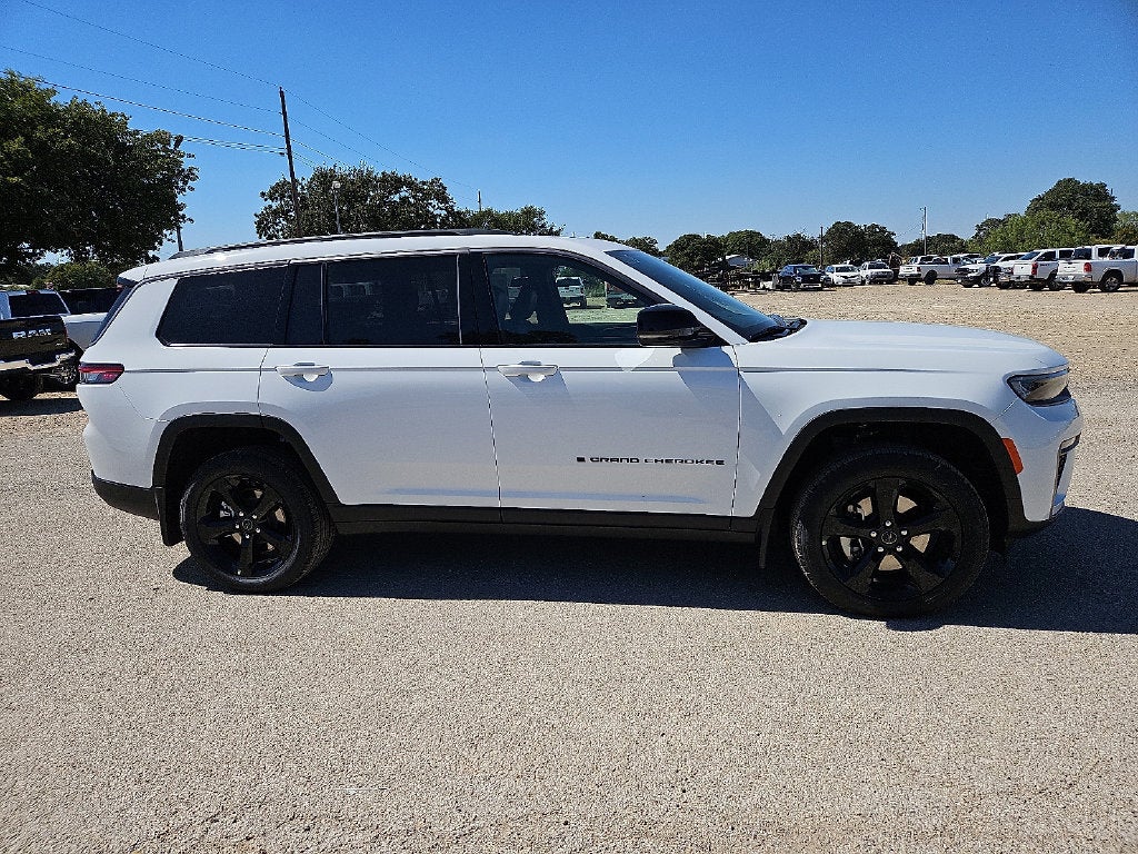 2027 Jeep Grand Cherokee GRAND CHEROKEE L LIMITED 4X4