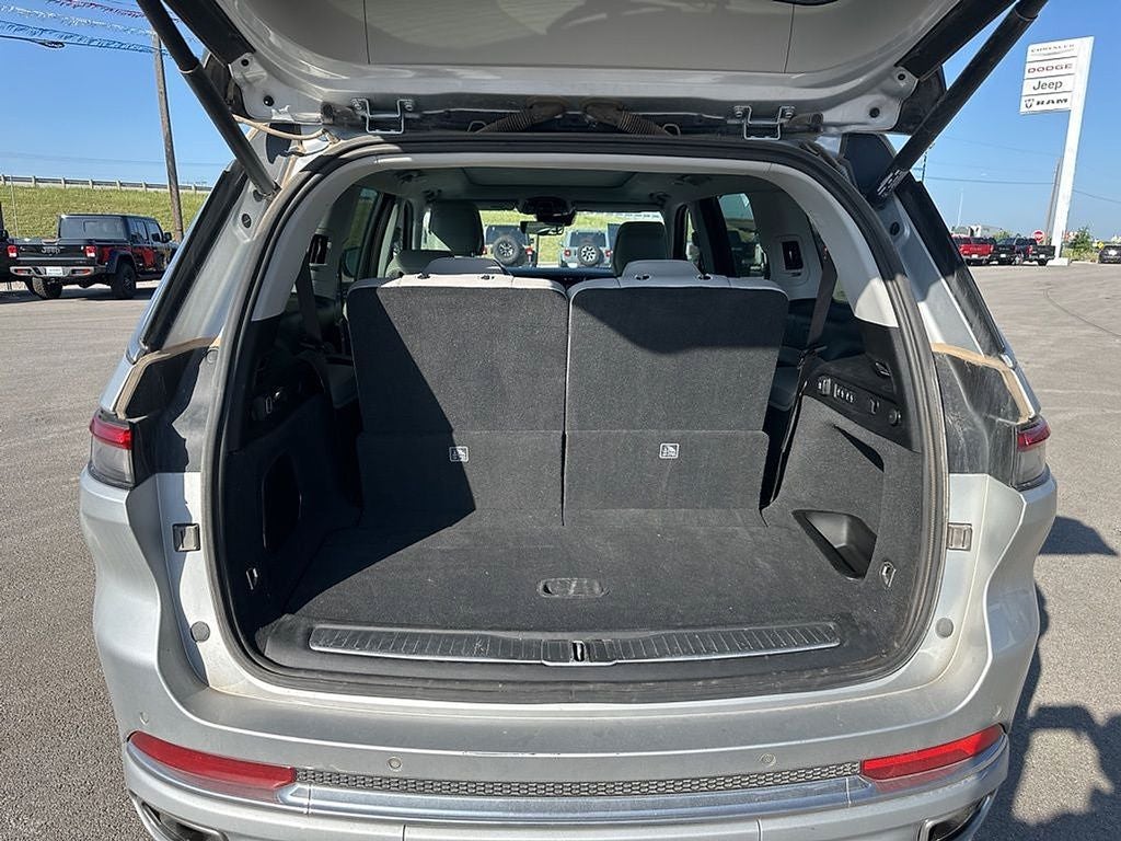 2023 Jeep Grand Cherokee L Overland