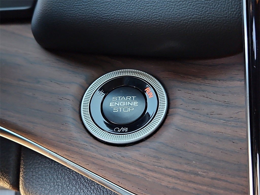 2025 Jeep Grand Cherokee L Summit