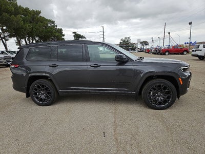 2026 Jeep Grand Cherokee L Summit