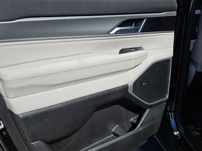 2026 Jeep Grand Wagoneer L 4x4