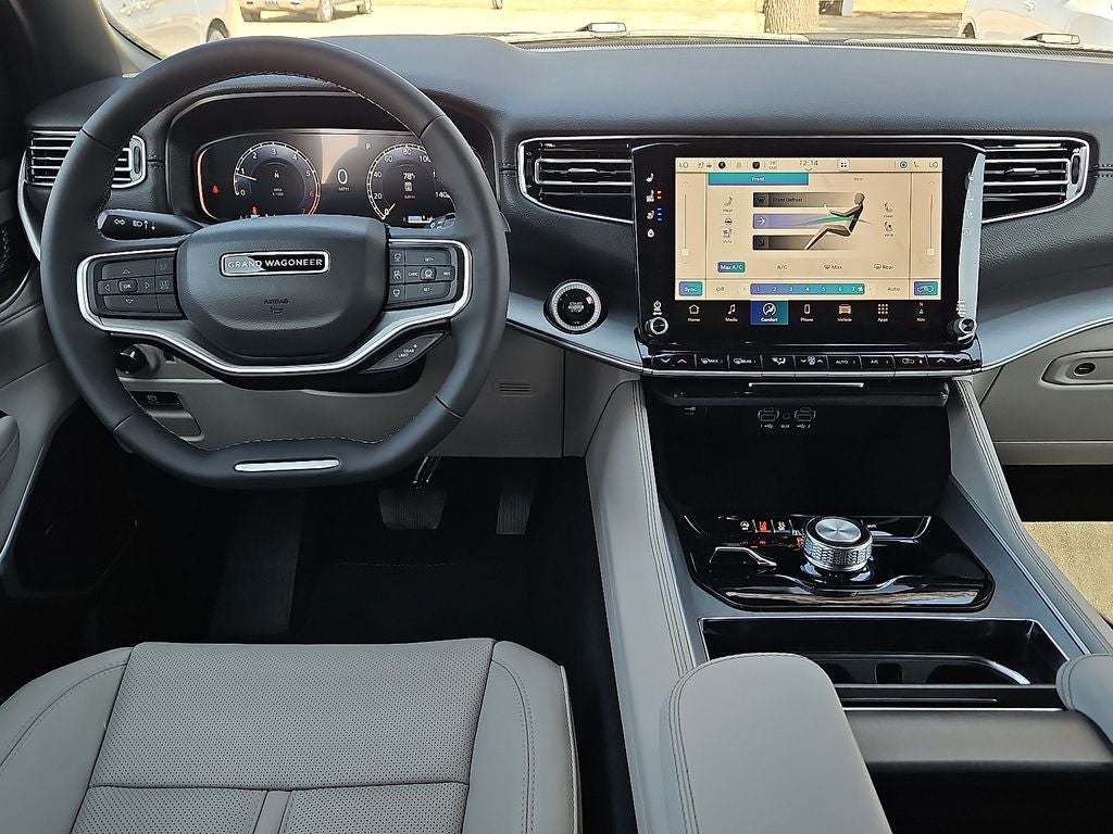 2026 Jeep Grand Wagoneer L 4x4