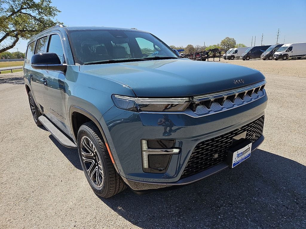 2026 Jeep Grand Wagoneer L 4x4