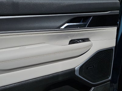 2026 Jeep Grand Wagoneer L 4x4