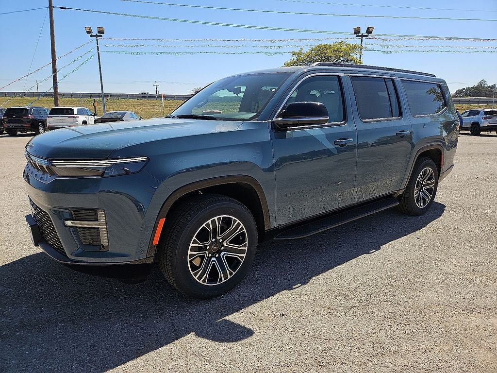 2026 Jeep Grand Wagoneer L 4x4