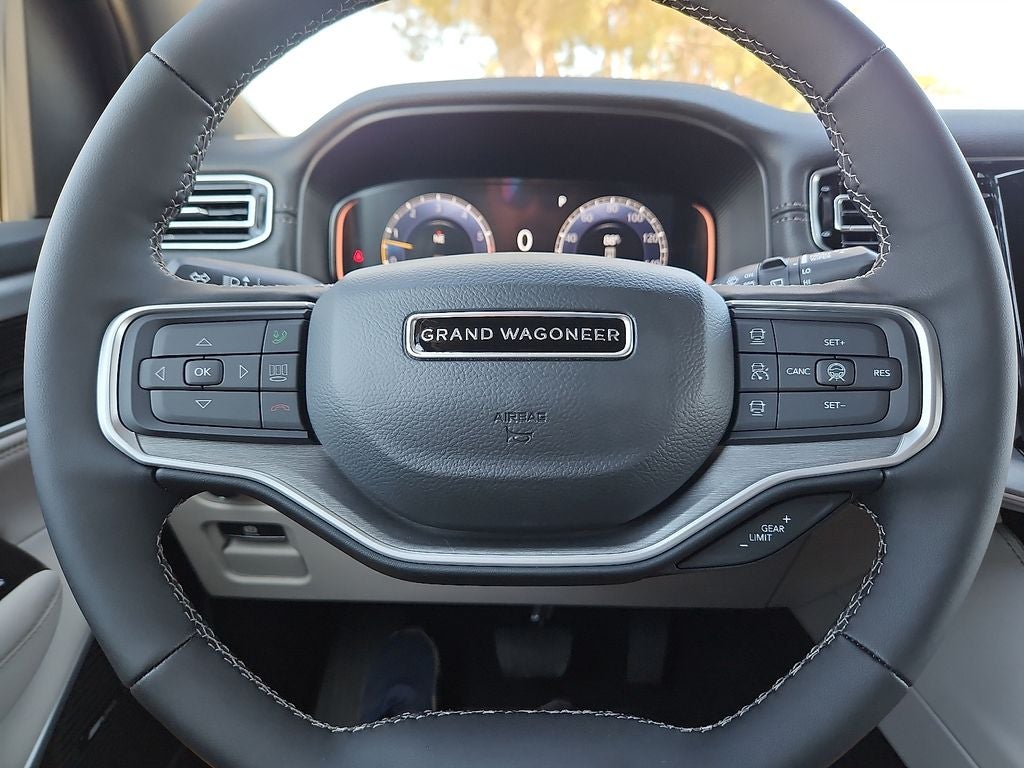2026 Jeep Grand Wagoneer L 4x4