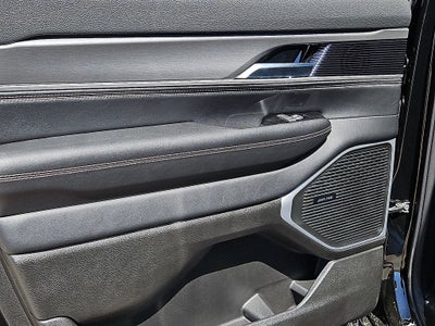 2026 Jeep Grand Wagoneer L 4x4