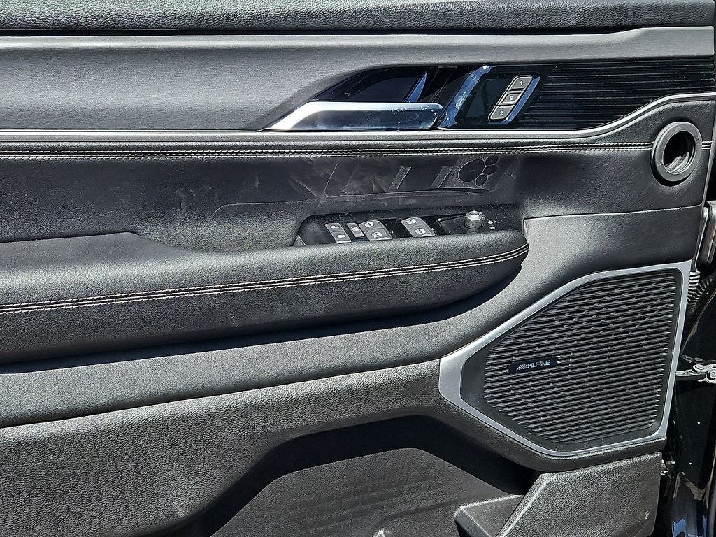 2026 Jeep Grand Wagoneer L 4x4