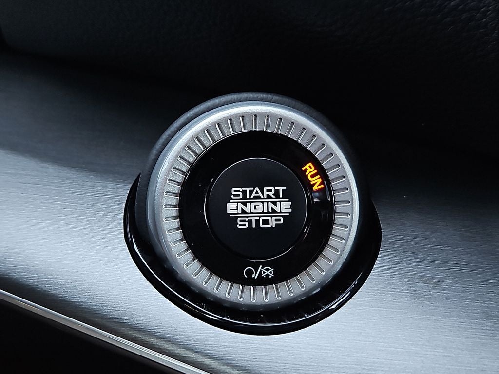 2026 Jeep Grand Wagoneer L 4x4