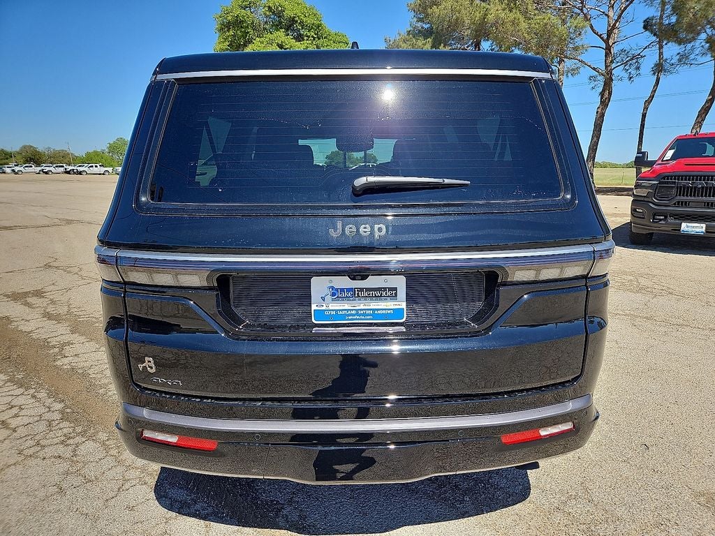 2026 Jeep Grand Wagoneer L 4x4