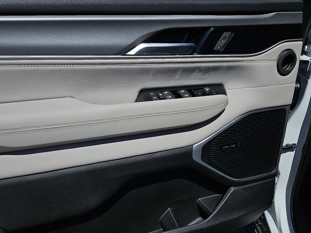 2026 Jeep Grand Wagoneer Limited Altitude