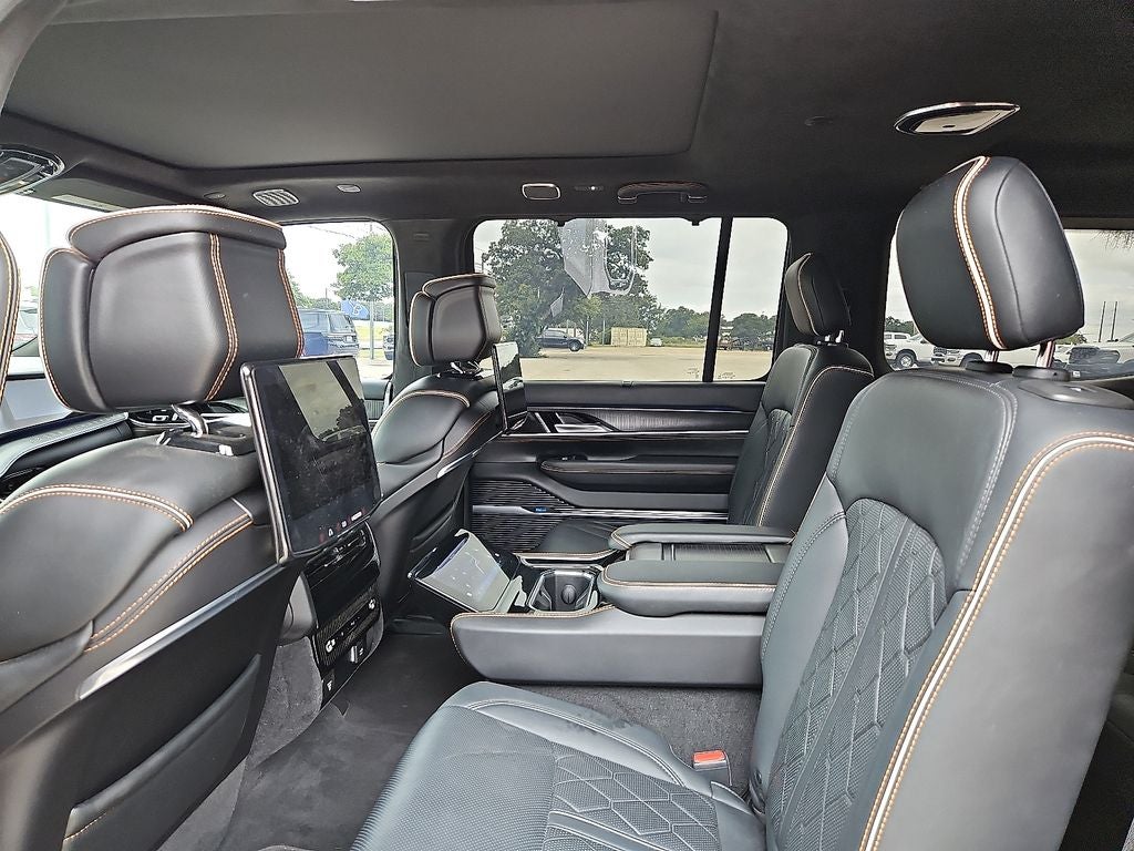 2023 Jeep Grand Wagoneer Series III