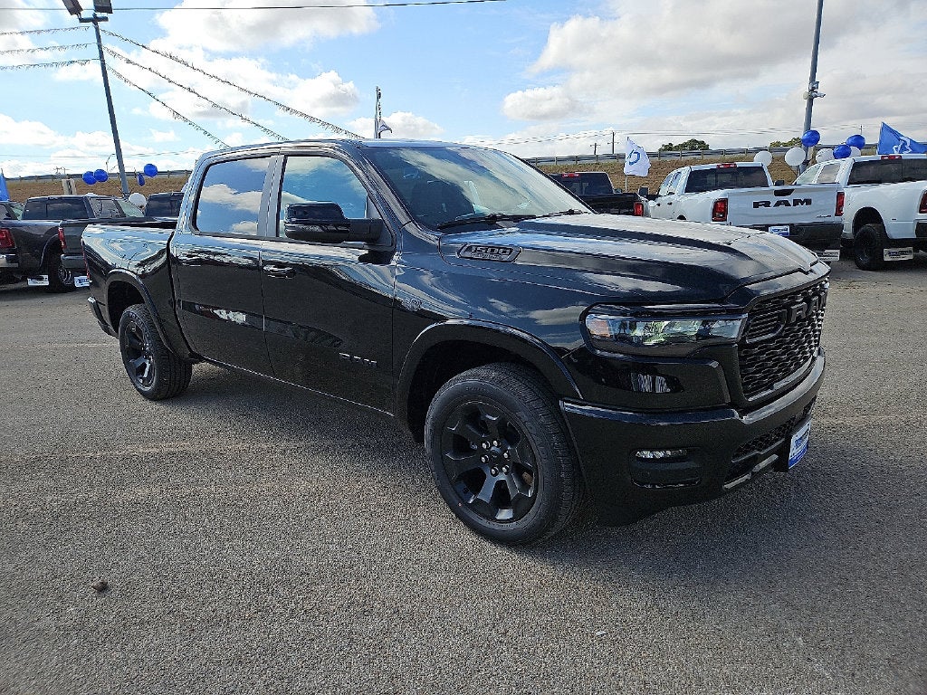2027 RAM 1500 RAM 1500 LONE STAR CREW CAB 4X2 5'7' BOX