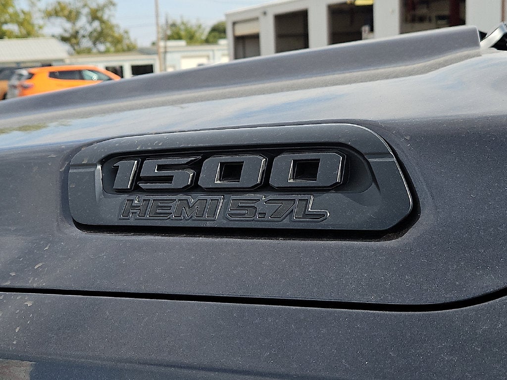 2027 RAM Ram 1500 RAM 1500 EXPRESS CREW CAB 4X2 5'7' BOX