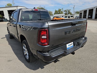 2027 RAM Ram 1500 RAM 1500 EXPRESS CREW CAB 4X2 5'7' BOX